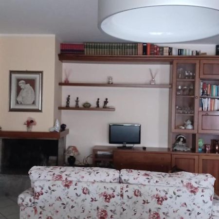 Appartamento Completo A Deruta Con 2 Camere Exterior photo